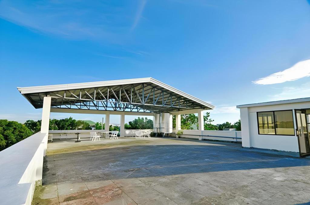 El Haciendero Private Hotel Iloilo City Exteriör bild