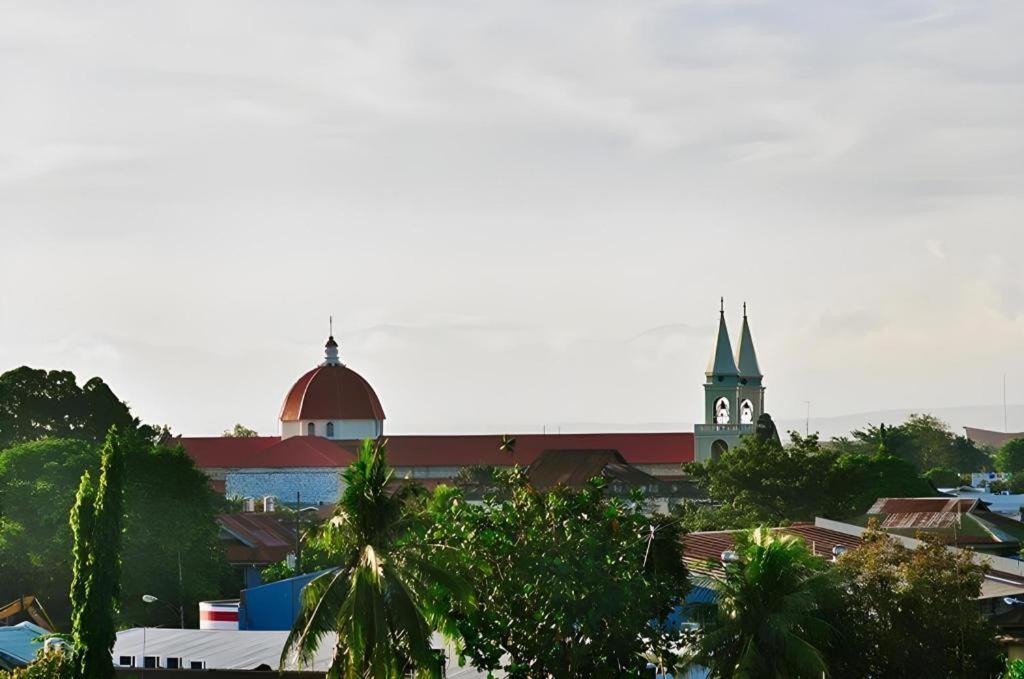 El Haciendero Private Hotel Iloilo City Exteriör bild