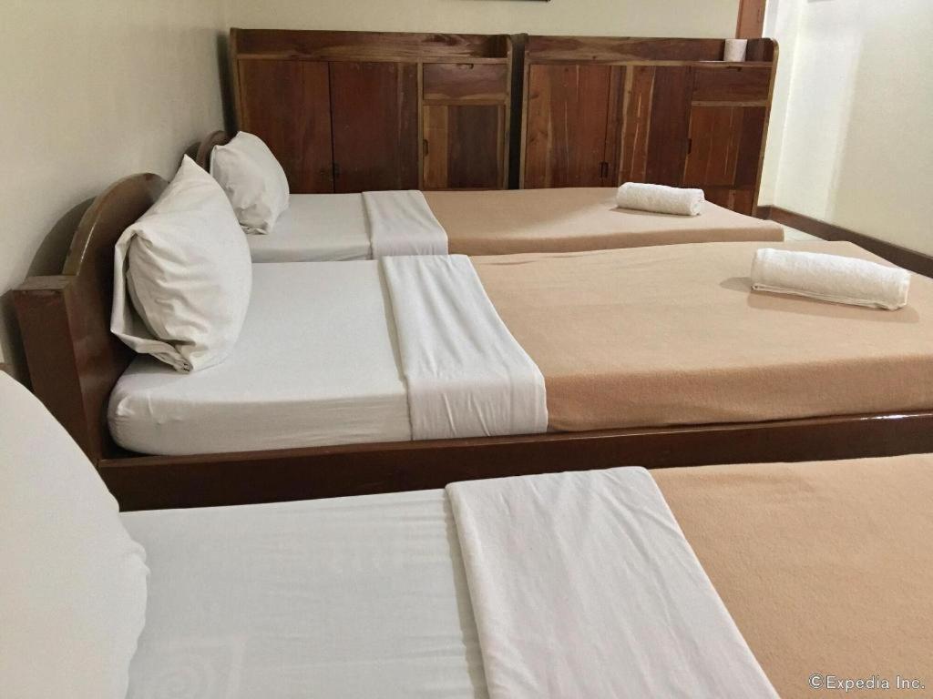 El Haciendero Private Hotel Iloilo City Exteriör bild